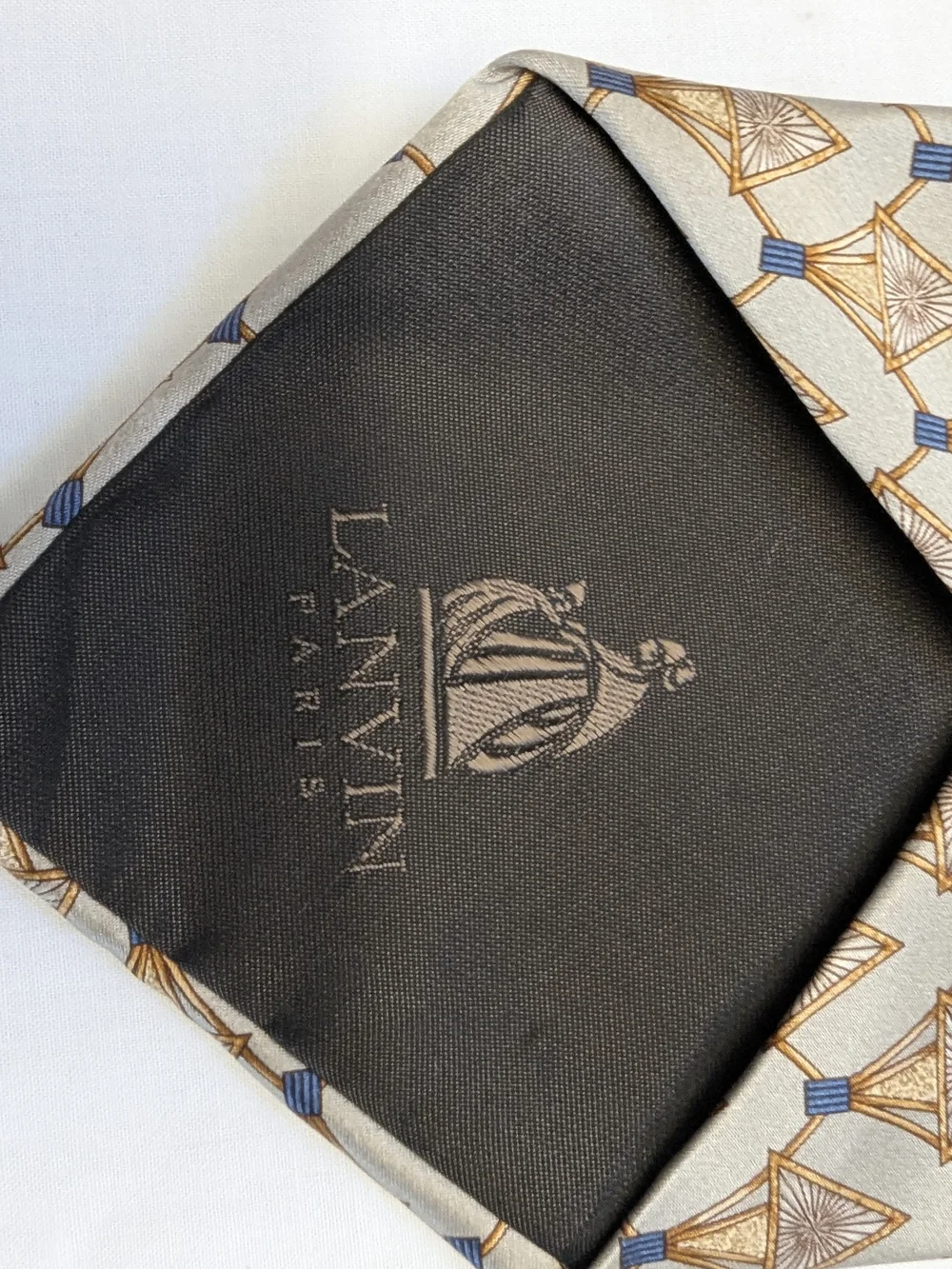 Lanvin elegant silk